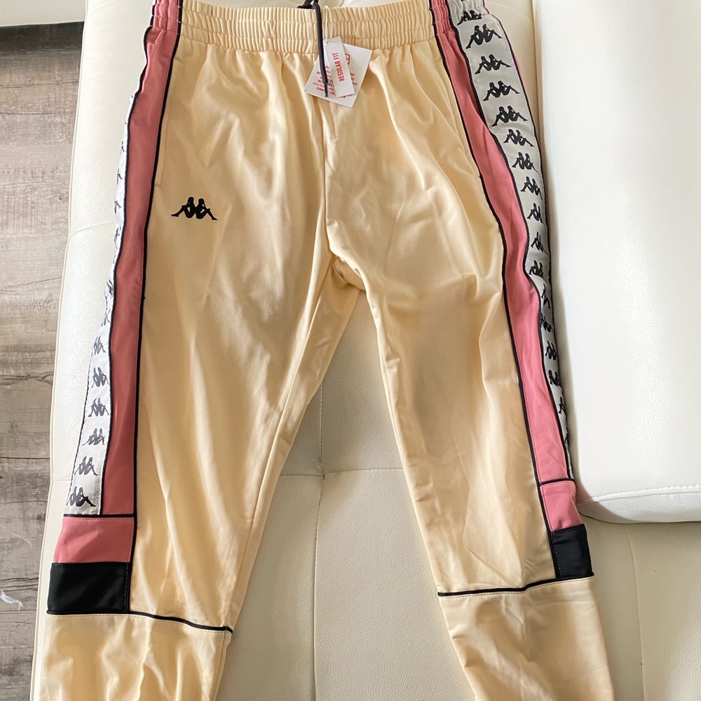 🎲KAPPA BRAND NEW TRACKPANTS